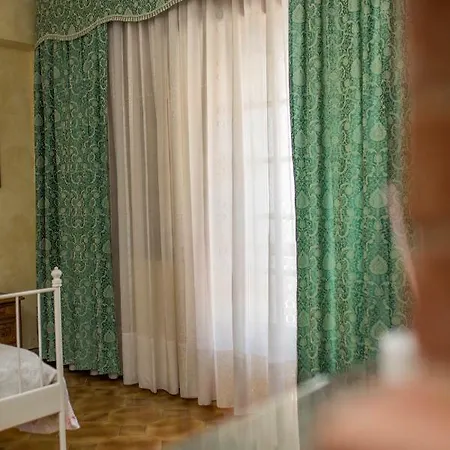 Πανσιόν Il Roseto *