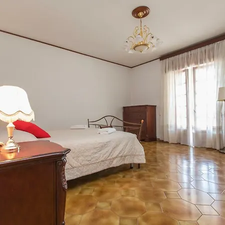 Il Roseto Guest house *